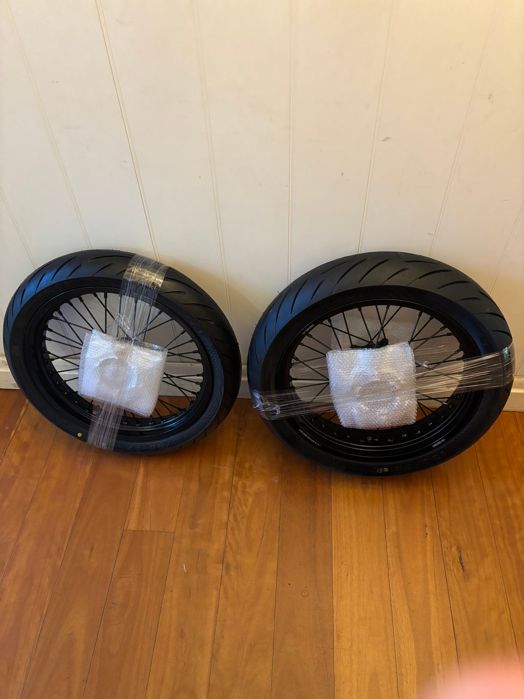 Surron Ultra Bee Supermoto Wheels